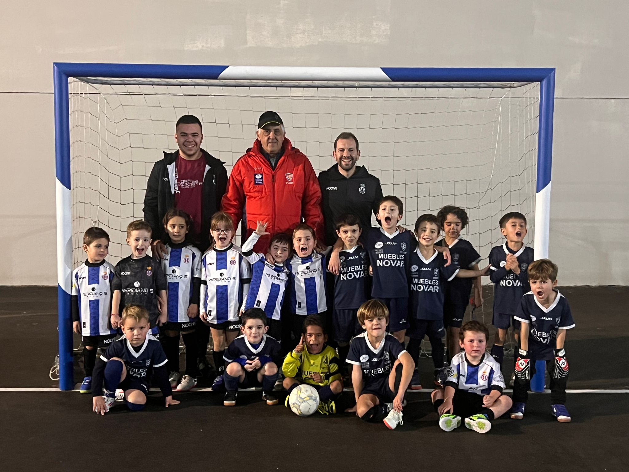 LOS MINIS DEL MARINO DERROTARON AL REAL AVILÉS